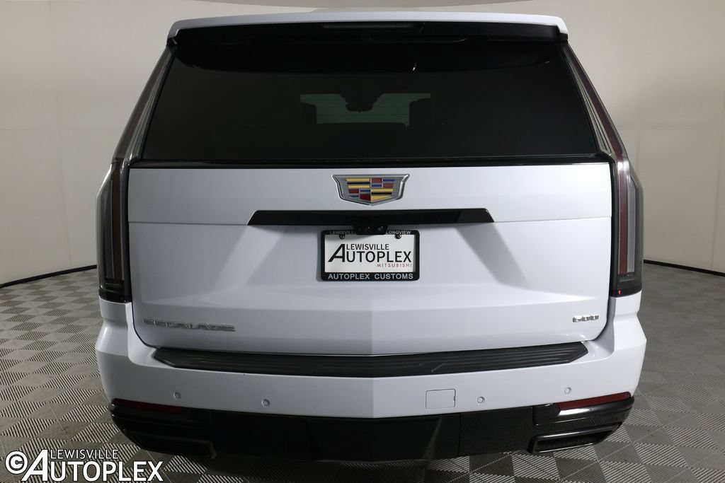 Used 2026 Cadillac Escalade Platinum Sport AWD/4WD image 6