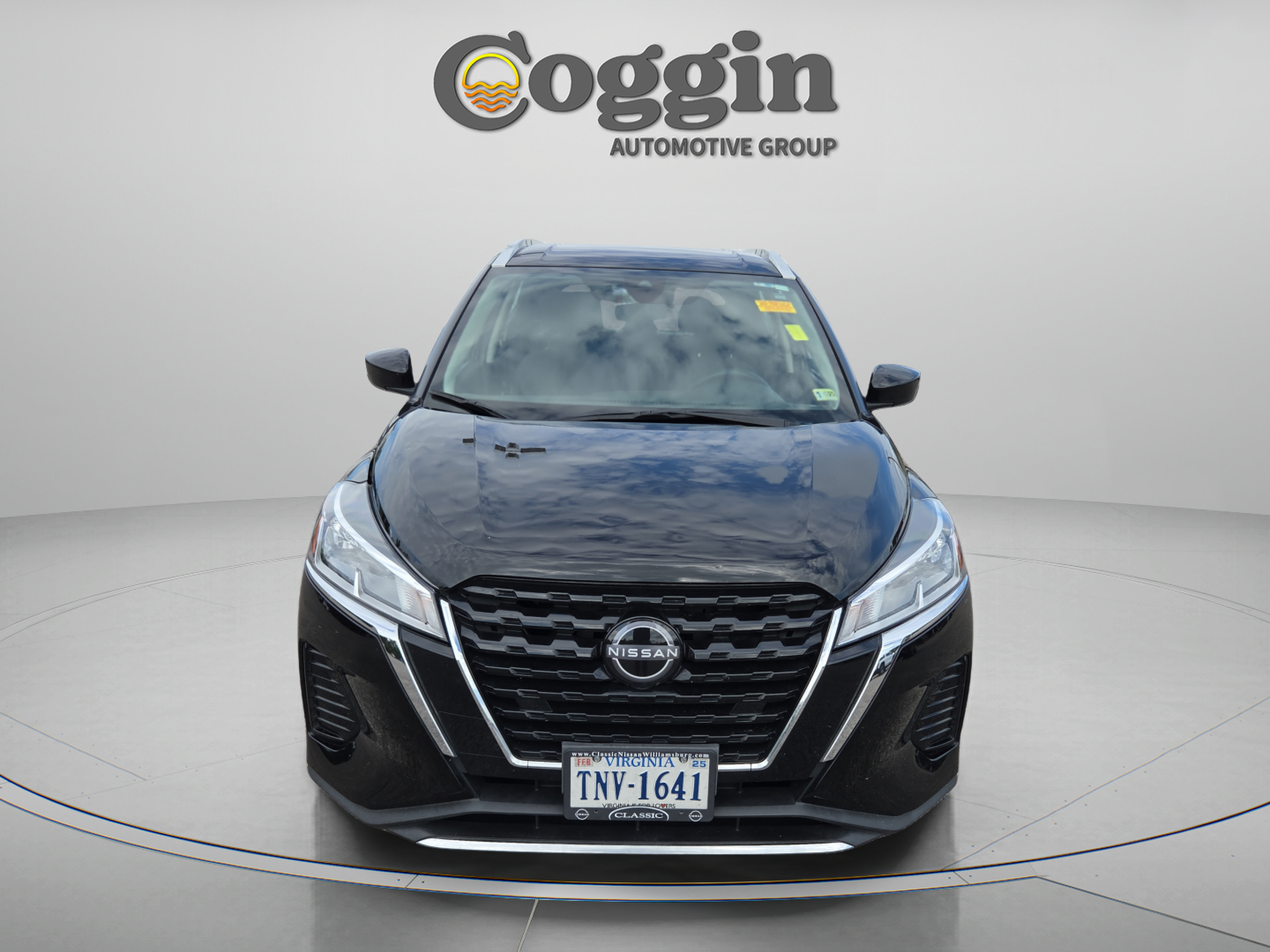 Used 2024 Nissan Kicks SV FWD image 8