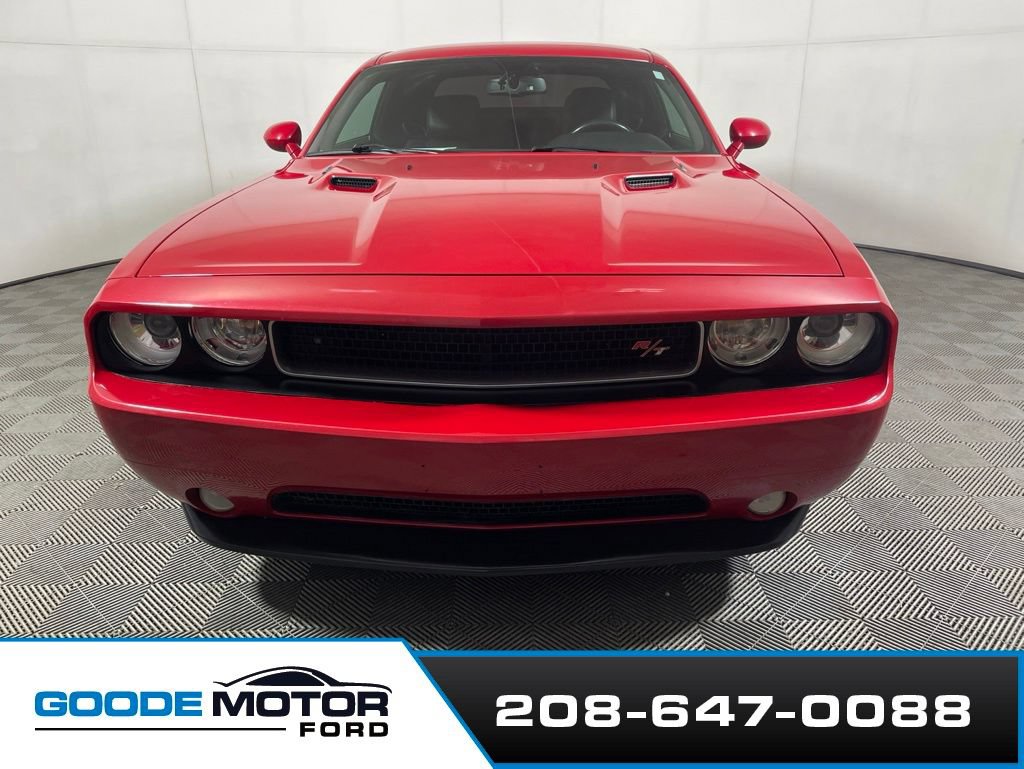 Used 2012 Dodge Challenger R/T RWD image 3