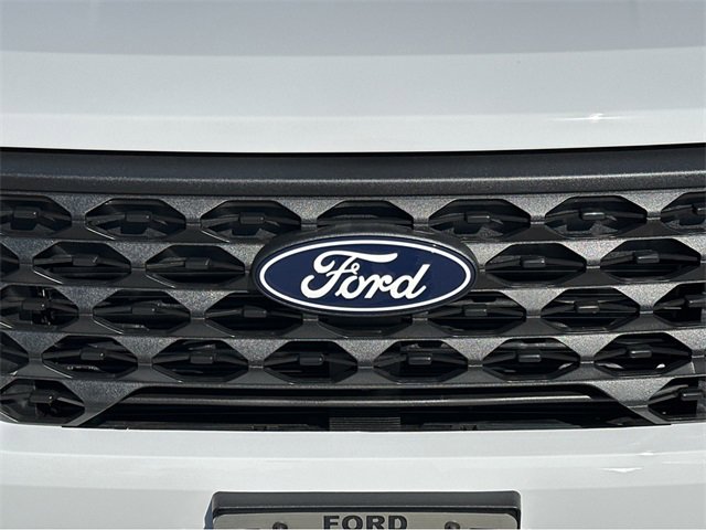 New 2025 Ford Maverick XL image 25