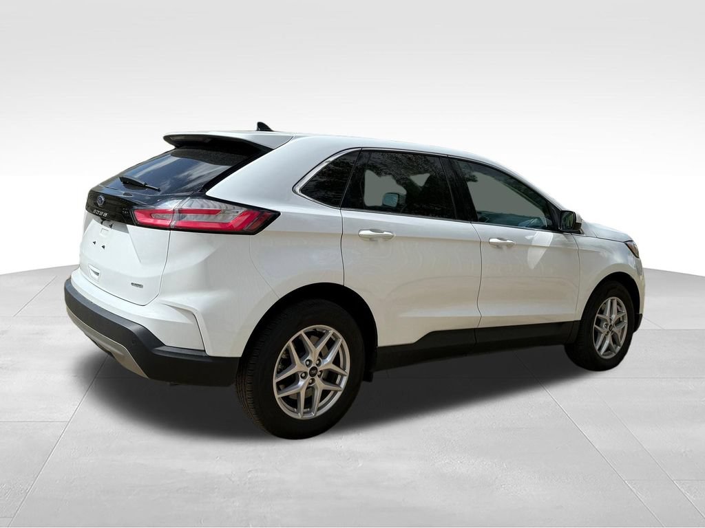 Certified 2024 Ford Edge SEL AWD/4WD image 9