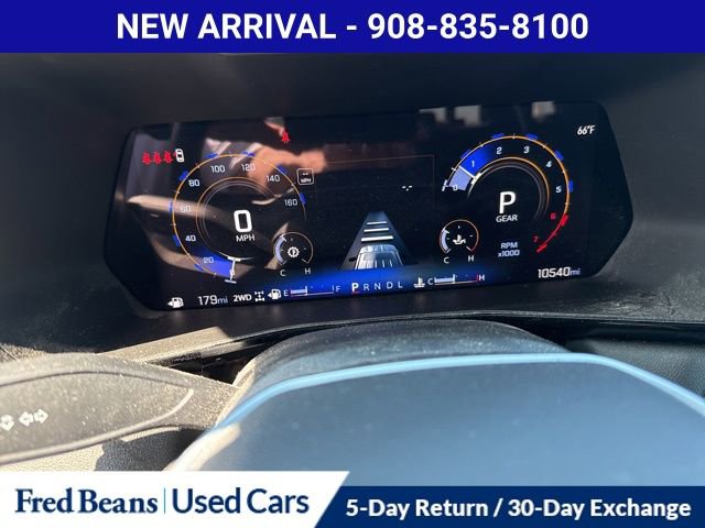 Used 2024 Chevrolet Colorado LT w/ LT Convenience Package II AWD/4WD image 11