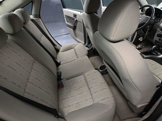 Used 2011 Ford Focus SE w/ 201A Rapid Spec Order Code FWD image 38