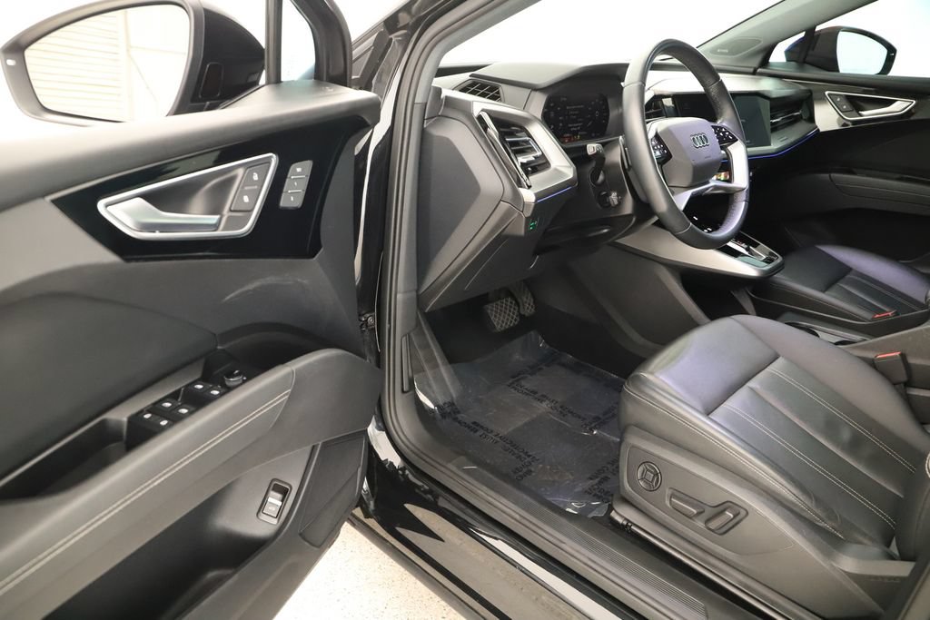 Certified 2023 Audi Q4 e-tron Premium Plus w/ Premium Plus RWD image 10