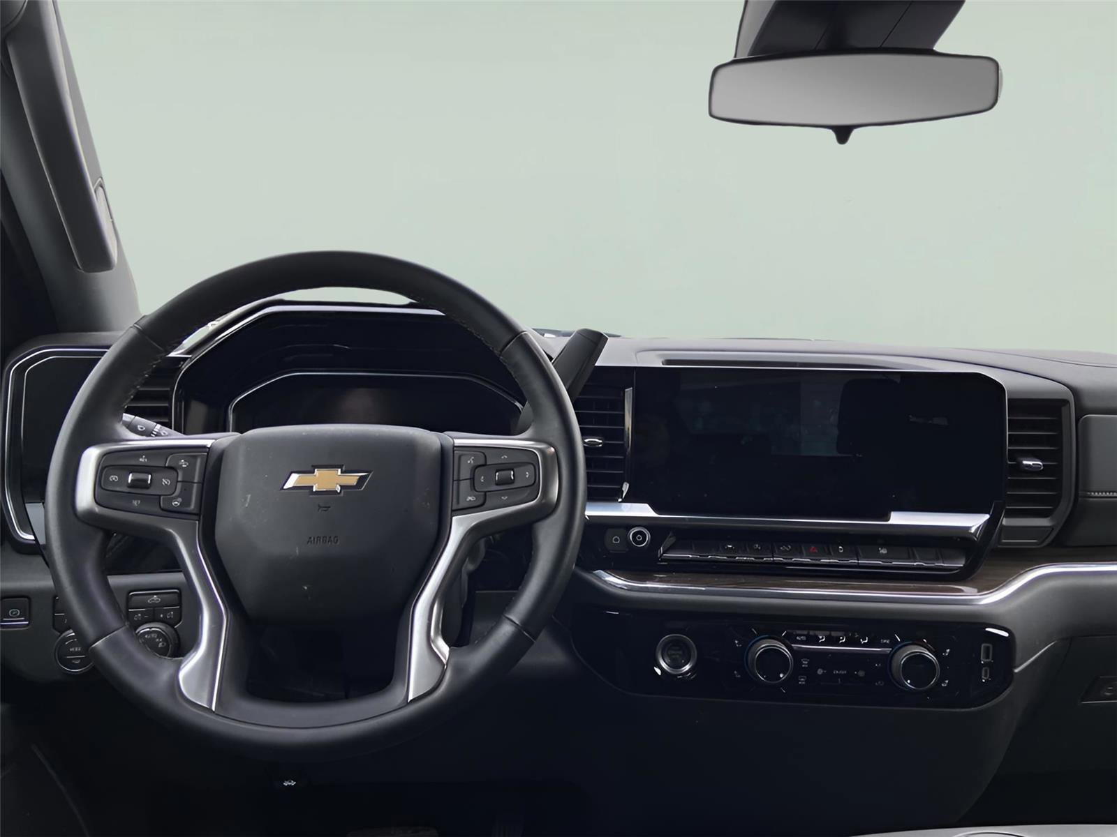 Used 2024 Chevrolet Silverado 1500 LT image 24