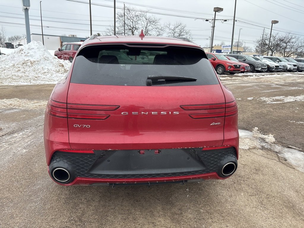 Used 2023 Genesis GV70 2.5T w/ Sport Prestige Package image 4