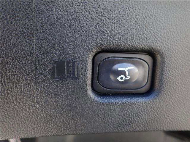 Used 2023 Lincoln Nautilus Reserve w/ Cargo Utility Package image 8