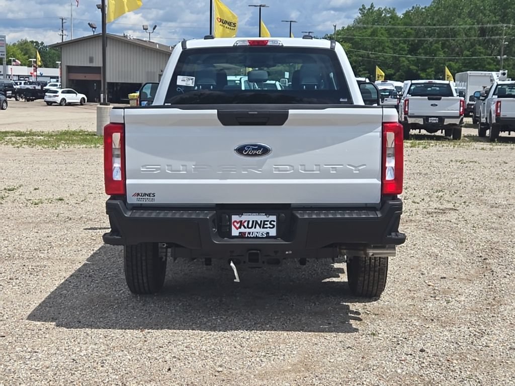 New 2026 Ford F350 XL w/ XL Driver Assist Package AWD/4WD image 4