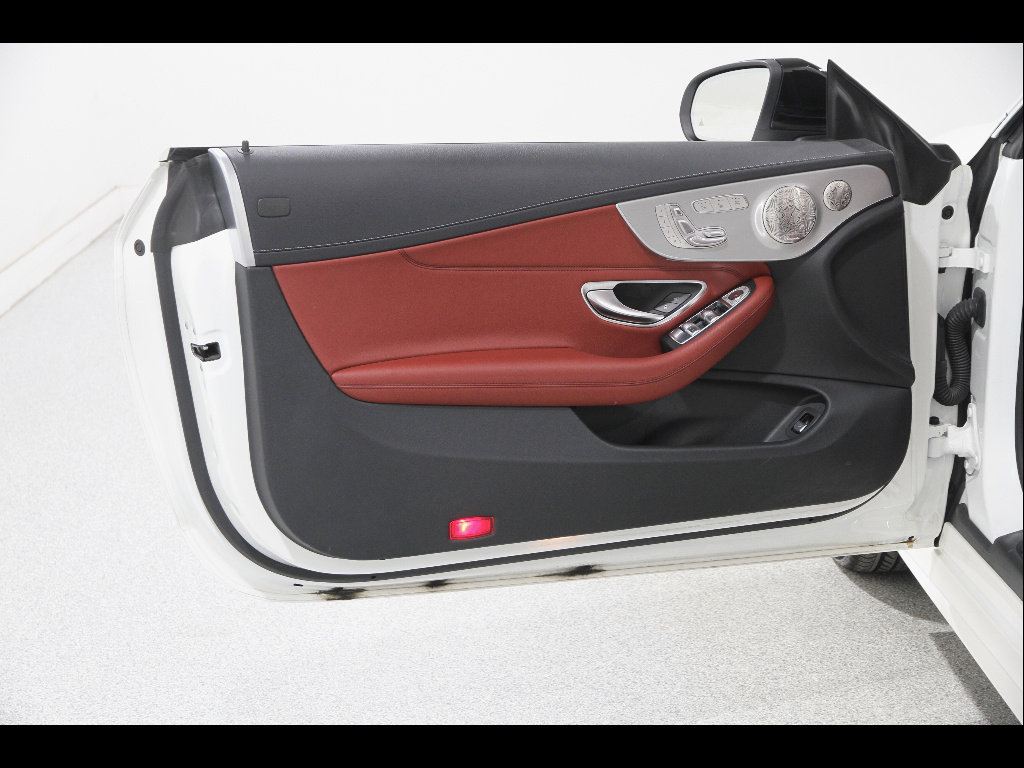 Used 2022 Mercedes-Benz C 300 4MATIC Cabriolet image 5