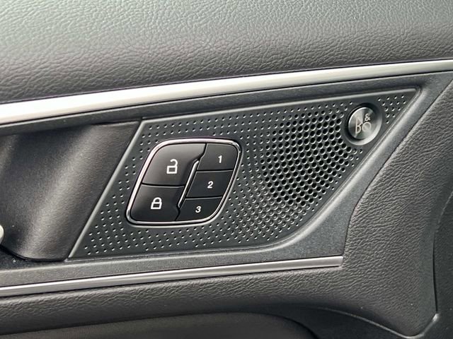 Certified 2024 Ford Edge Titanium w/ Equipment Group 301A AWD/4WD image 18