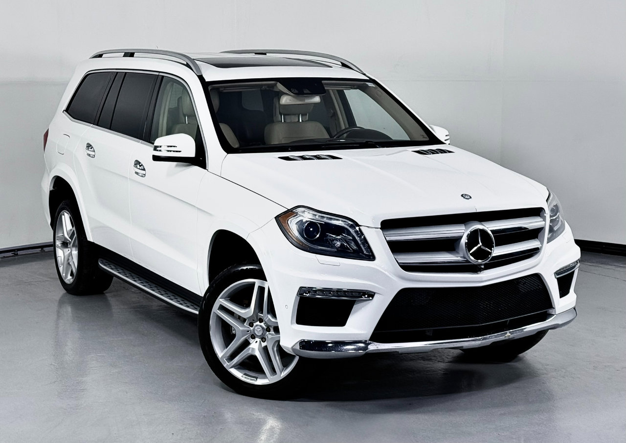 Used 2014 Mercedes-Benz GL 550 4MATIC image 3
