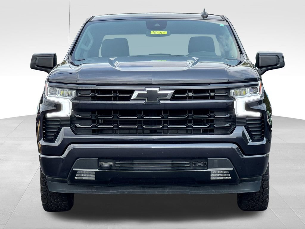 Used 2023 Chevrolet Silverado 1500 RST AWD/4WD image 2