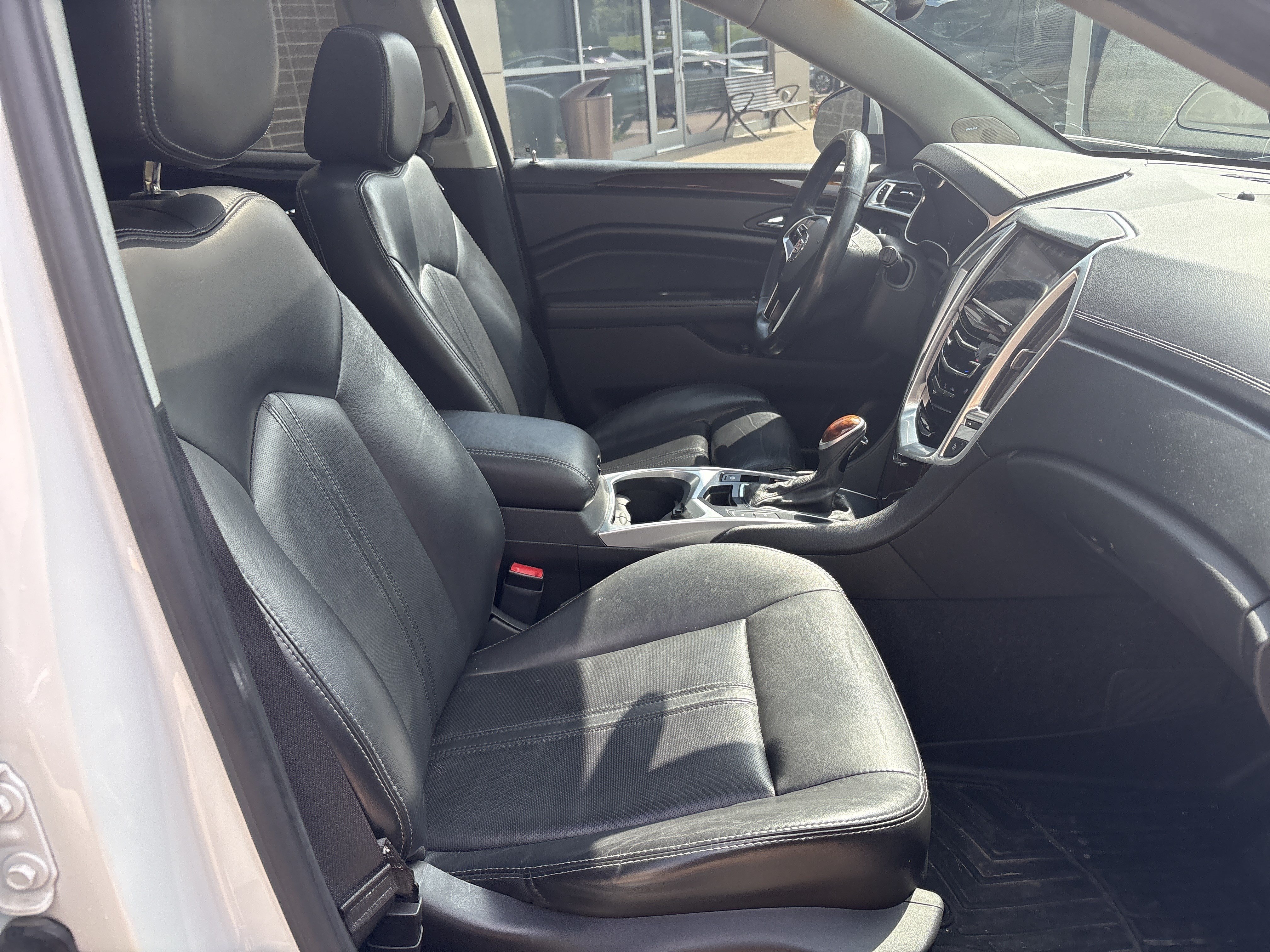 Used 2016 Cadillac SRX Luxury AWD/4WD image 33