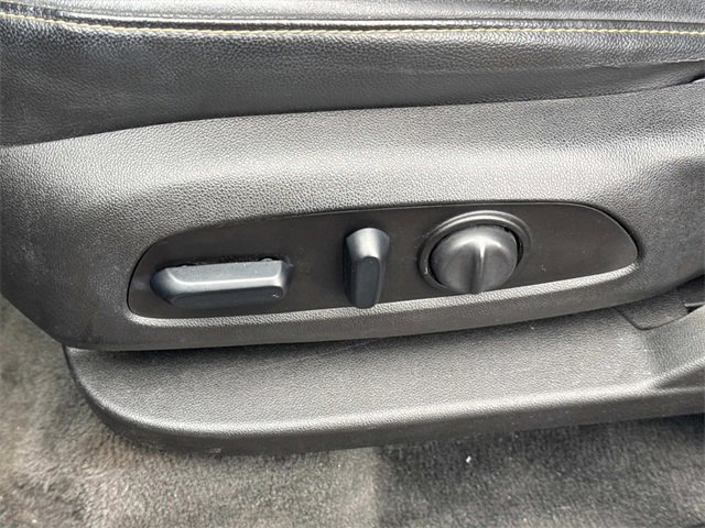 Used 2019 Chevrolet Traverse LT w/ LT Premium Package image 25