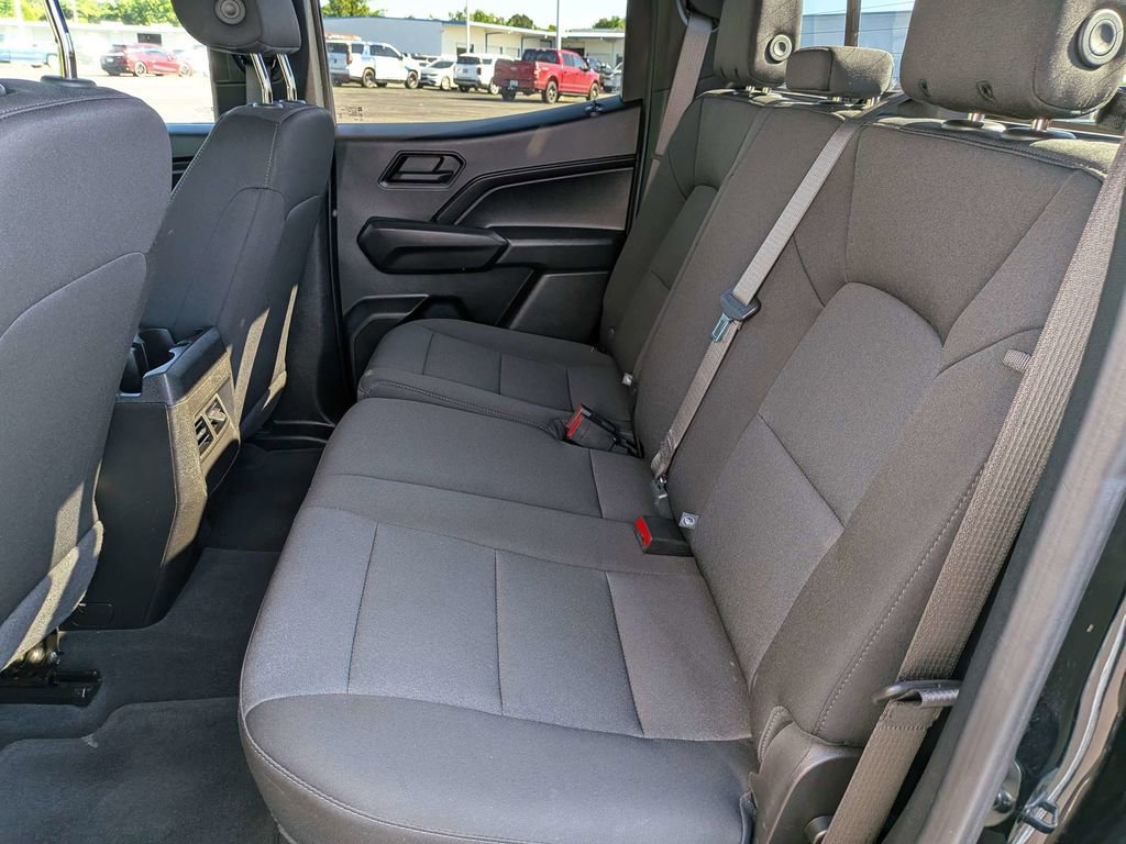 Used 2024 Chevrolet Colorado Trail Boss w/ Technology Package AWD/4WD image 15