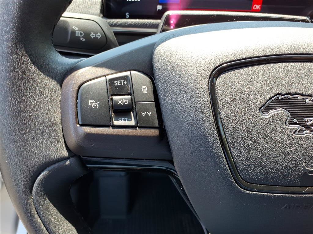 New 2023 Ford Mustang Mach-E Premium AWD/4WD image 33