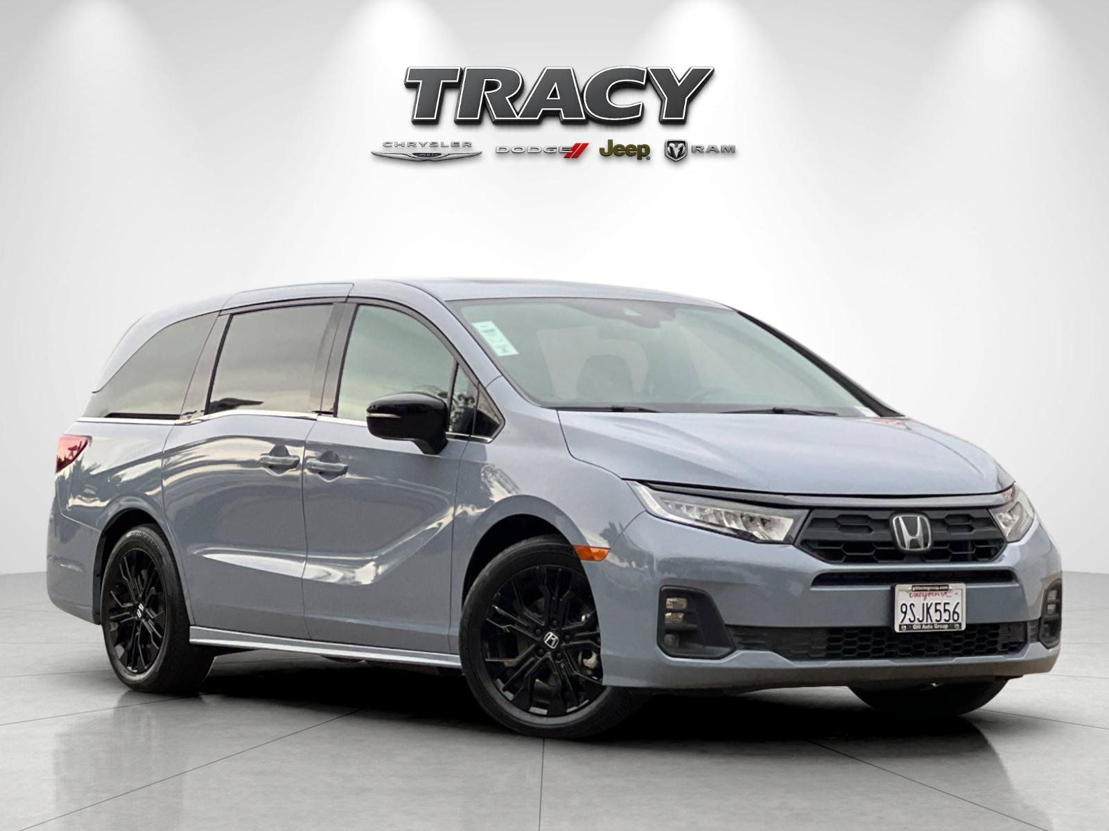 Used 2025 Honda Odyssey Sport-L image 2