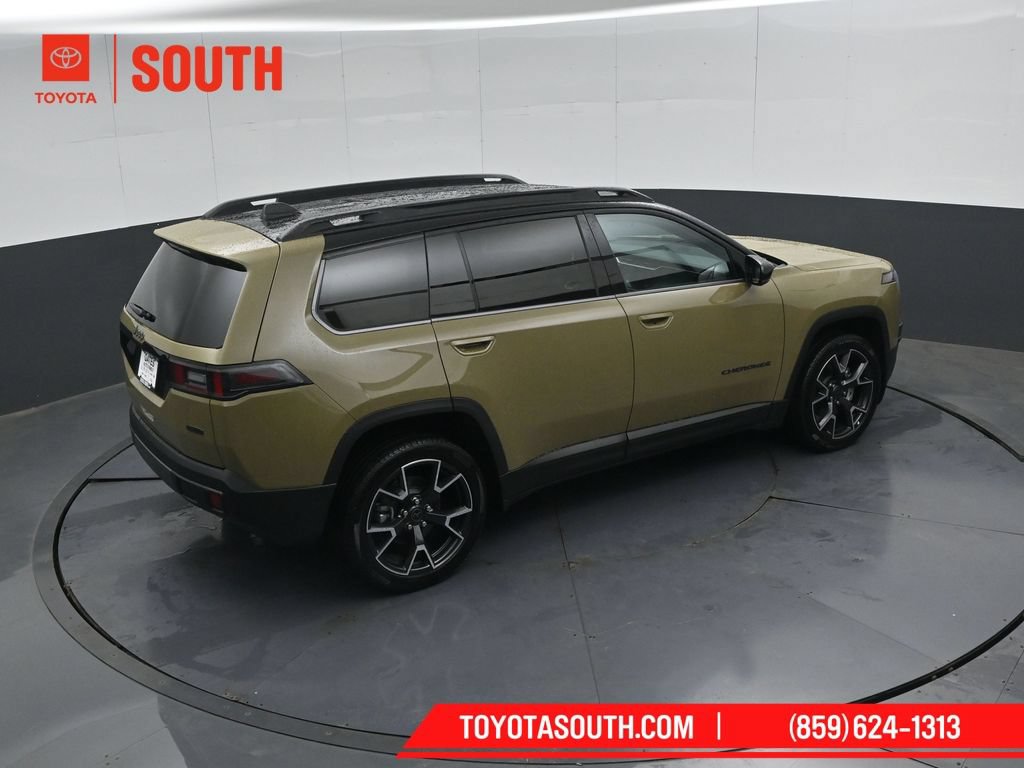 Used 2026 Jeep Cherokee Overland AWD/4WD image 52