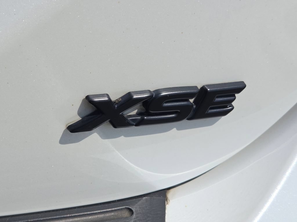 Used 2022 Toyota Camry XSE w/ Navigation Package FWD image 29