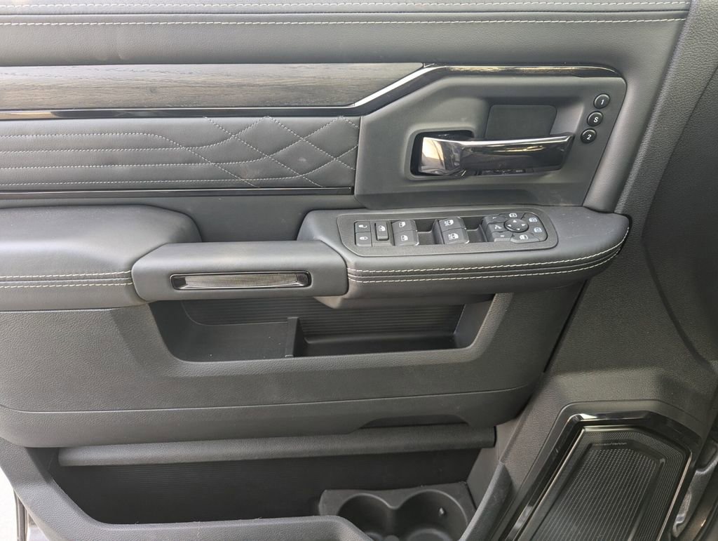 New 2026 RAM 2500 Limited image 14