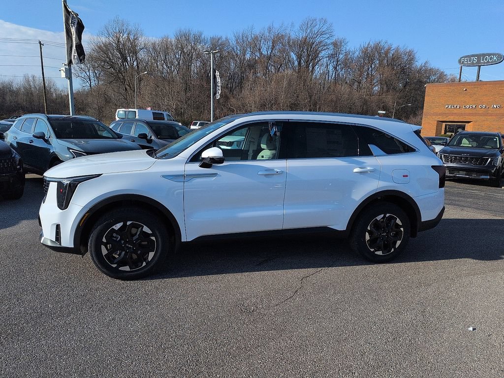 New 2026 Kia Sorento S w/ S Panoramic Sunroof Package AWD/4WD image 4