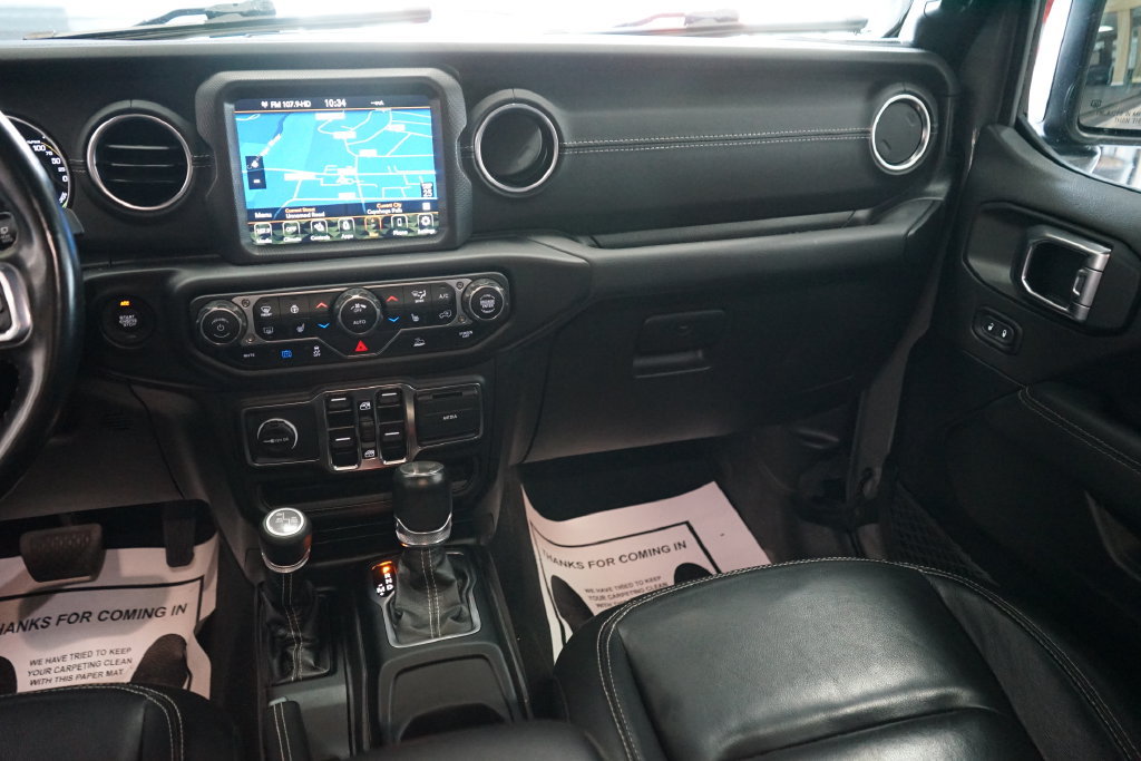 Used 2023 Jeep Wrangler Unlimited Sahara w/ Cold Weather Group AWD/4WD image 13