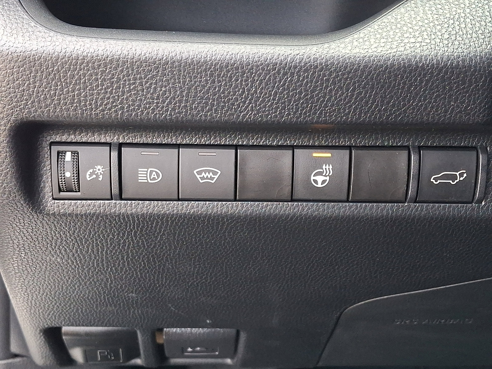 Certified 2023 Toyota RAV4 XLE w/ Convenience Package image 25