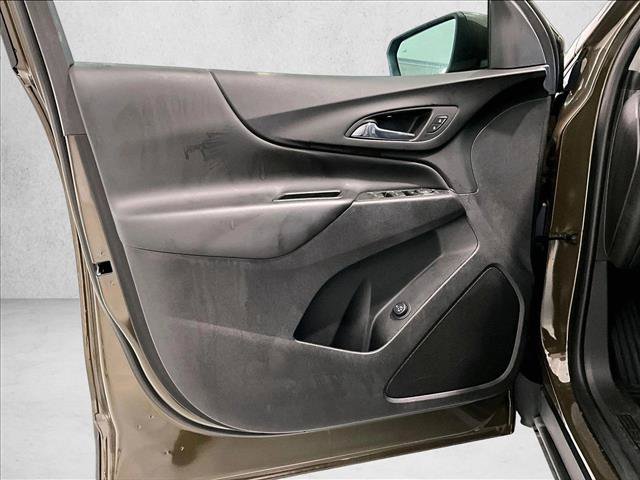 Used 2024 Chevrolet Equinox LT FWD image 18