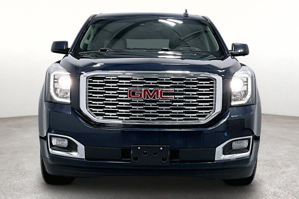 Used 2019 GMC Yukon Denali AWD/4WD image 4