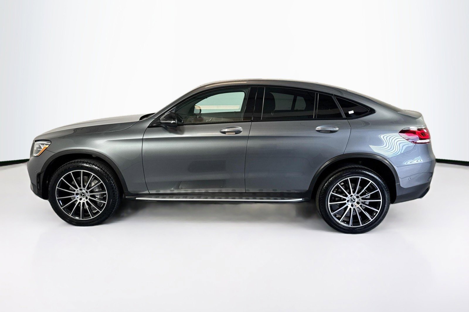 Certified 2022 Mercedes-Benz GLC 300 4MATIC Coupe image 8
