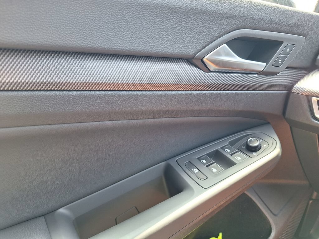 New 2026 Volkswagen GTI SE FWD image 22