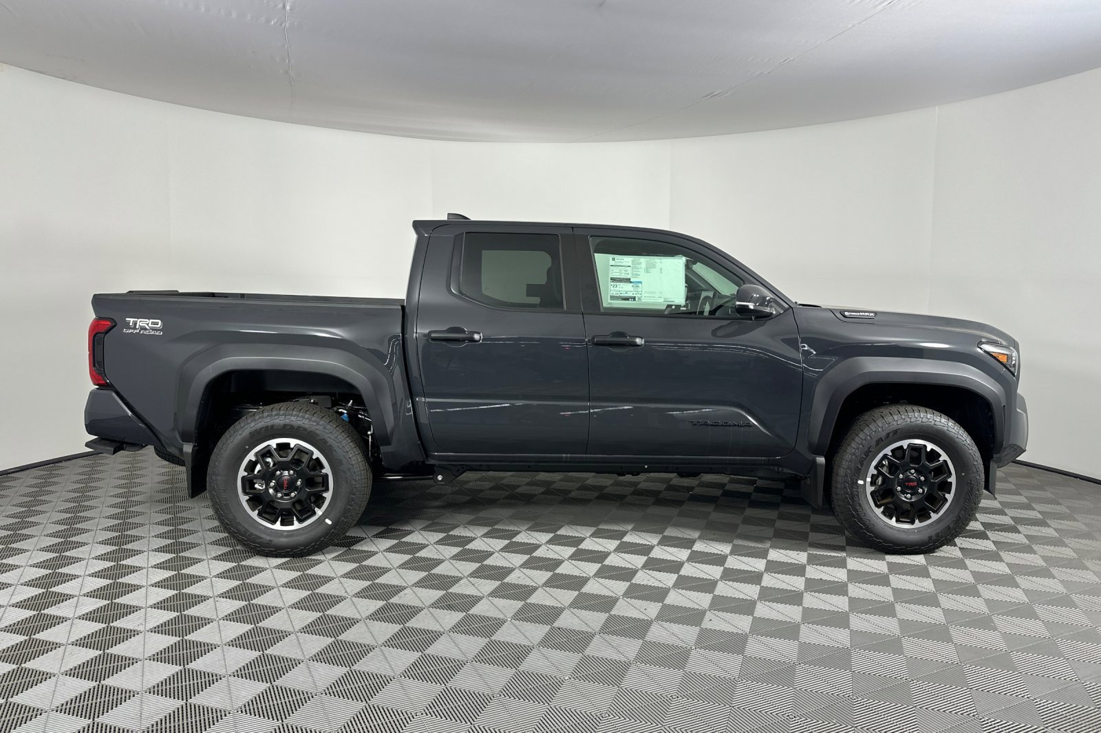 New 2025 Toyota Tacoma TRD Off-Road image 3