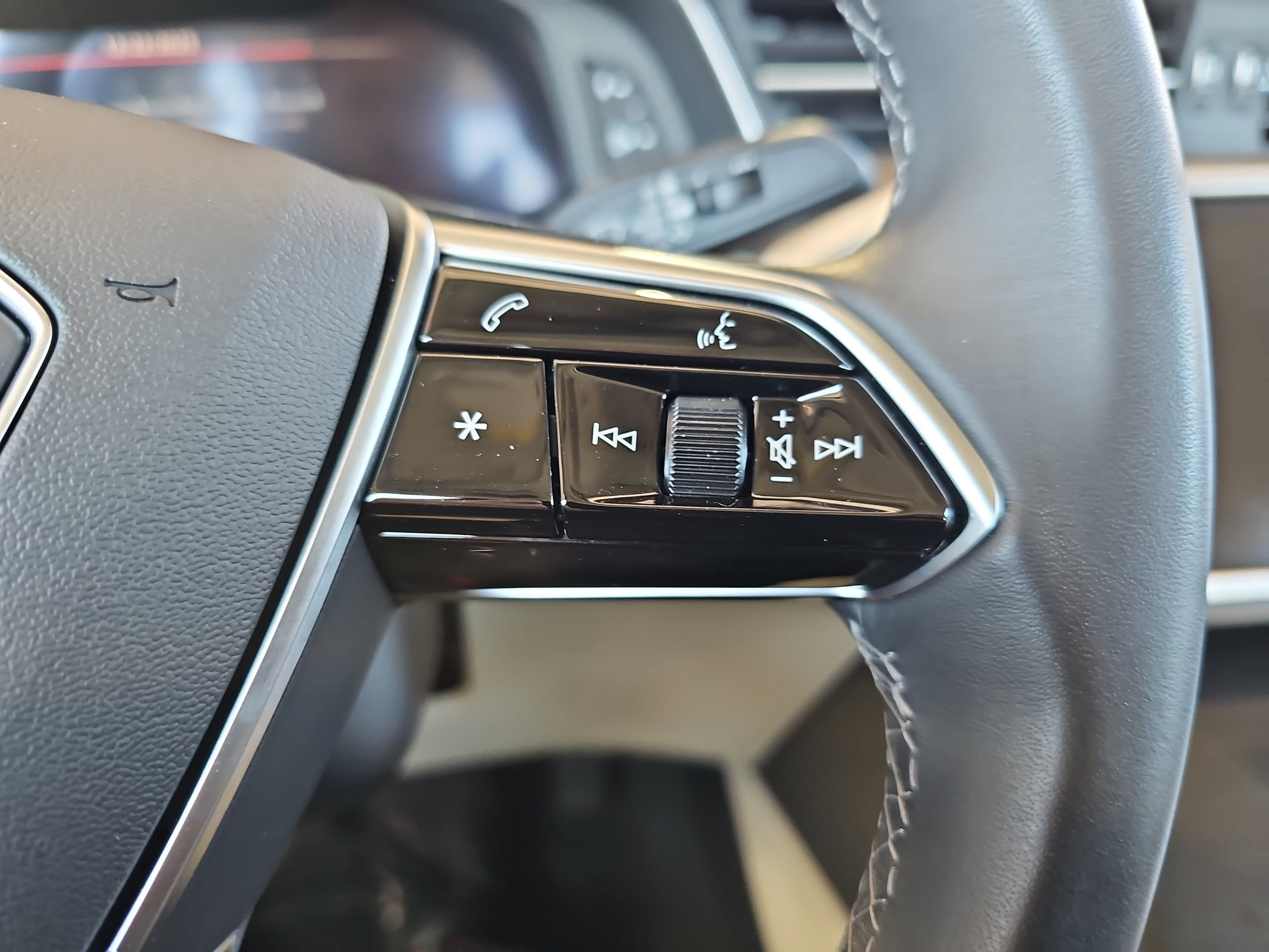 Used 2025 Audi A6 Premium Plus image 19