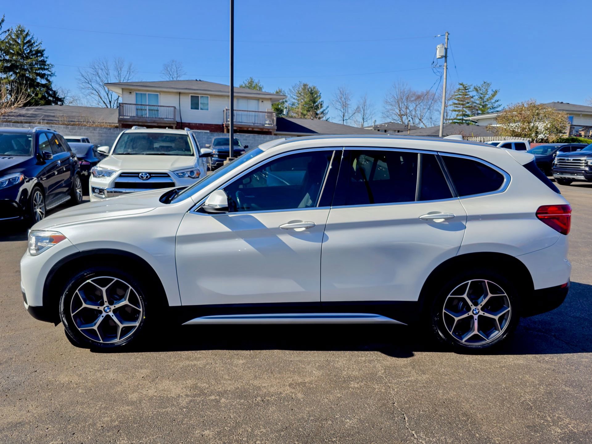 Used 2018 BMW X1 xDrive28i w/ Premium Package image 13
