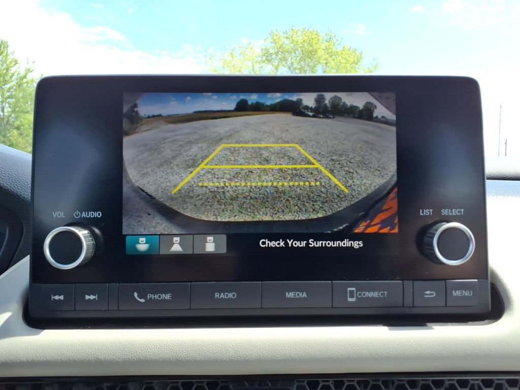 Used 2025 Honda HR-V LX image 6