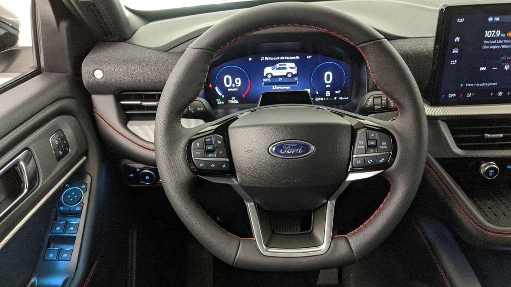 New 2025 Ford Explorer ST-Line w/ Premium Package image 28
