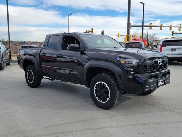 Used 2024 Toyota Tacoma TRD Off-Road AWD/4WD image 4