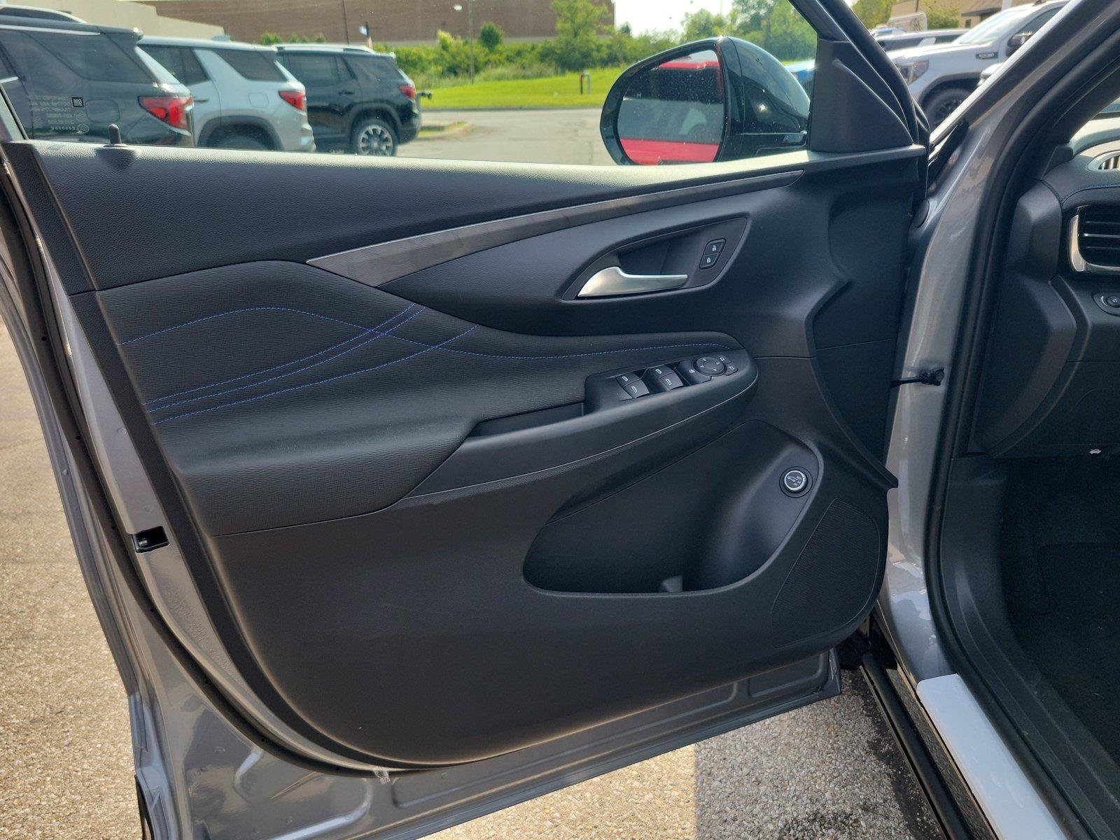 New 2026 Buick Envista Sport Touring w/ Convenience I Package FWD image 20