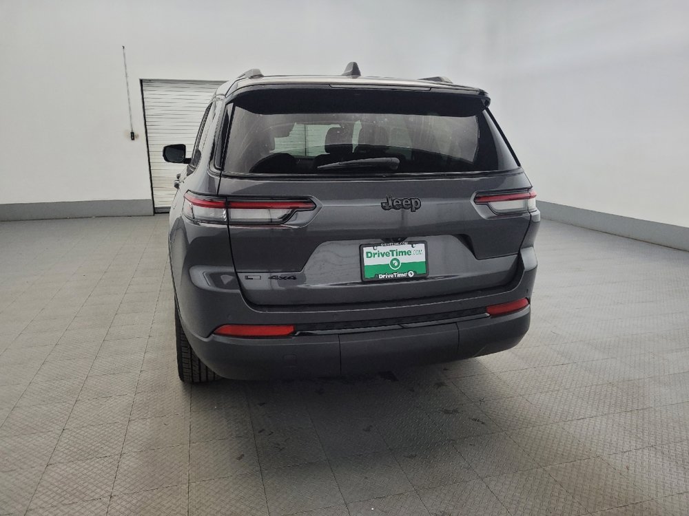 Used 2023 Jeep Grand Cherokee L Laredo AWD/4WD image 6