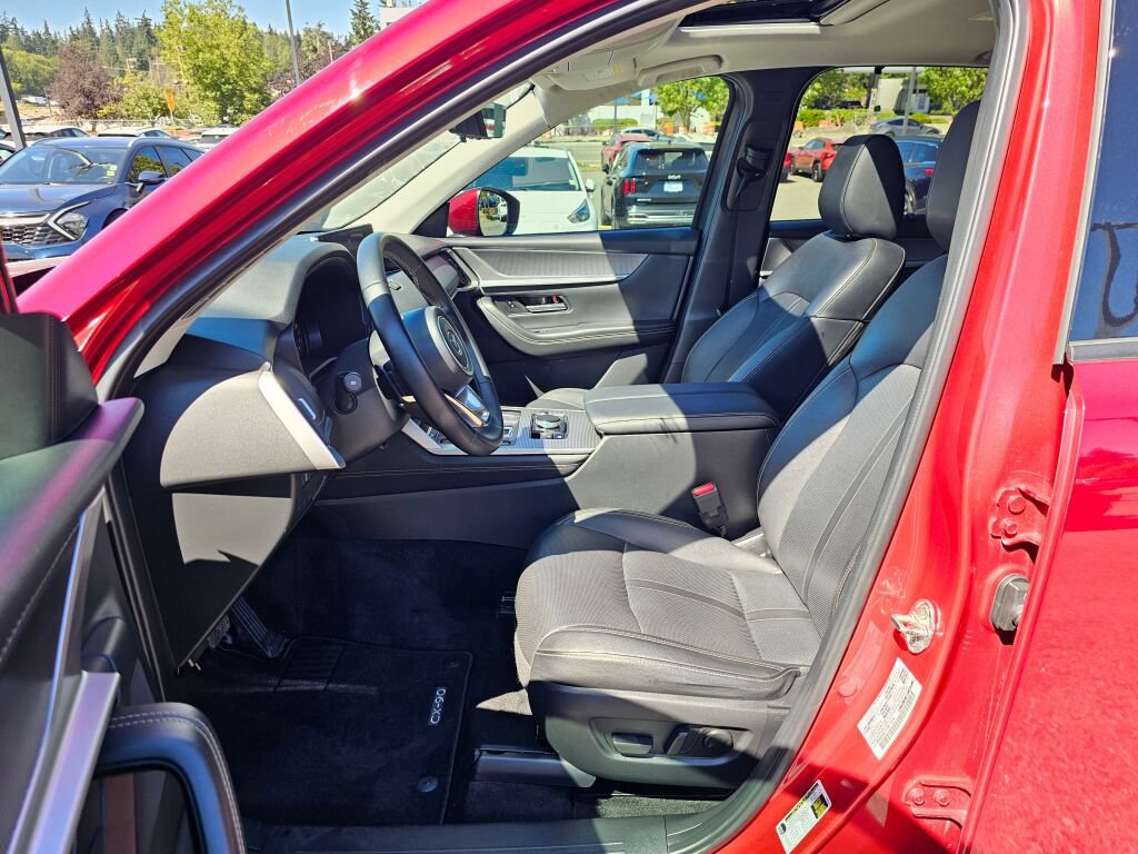 Certified 2024 MAZDA CX-90 Plug-In Hybrid w/ Preferred AWD/4WD image 22