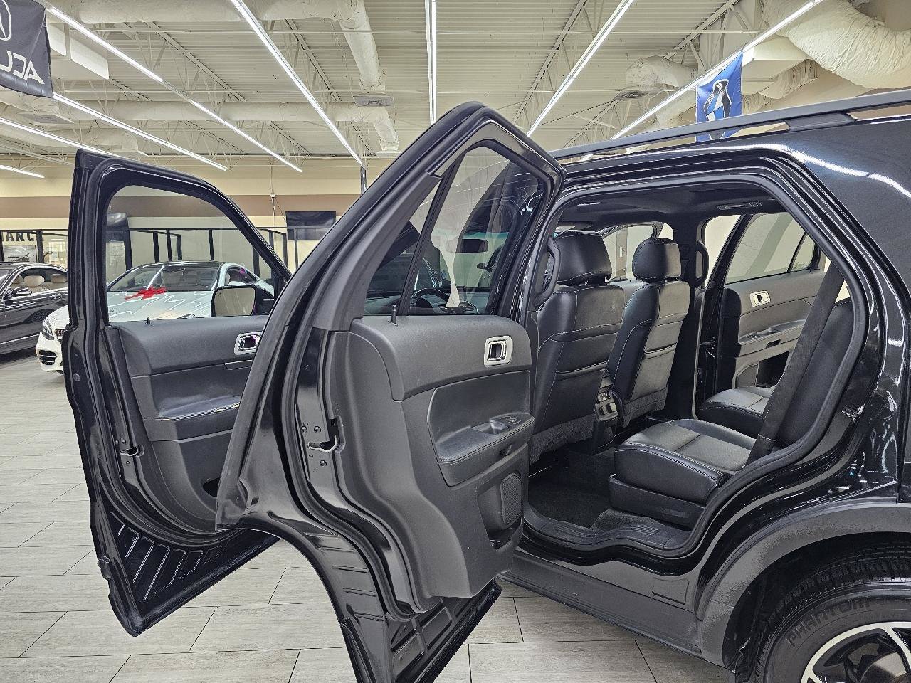 Used 2015 Ford Explorer Sport w/ Equipment Group 401A AWD/4WD image 18