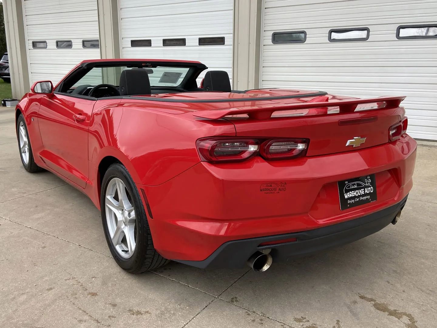Used 2023 Chevrolet Camaro LT image 9