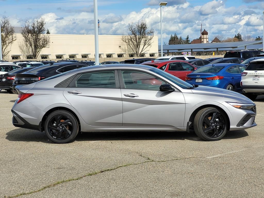 New 2026 Hyundai Elantra Sport image 3