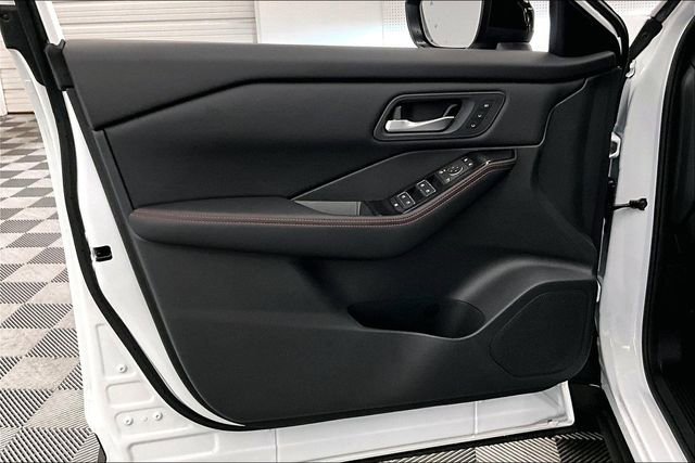 New 2026 Nissan Rogue SV AWD/4WD image 29