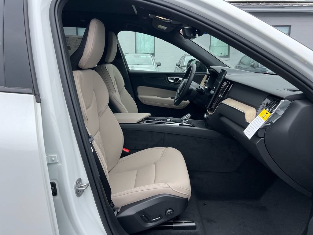 New 2026 Volvo XC60 T8 Plus w/ Protection Package Premier AWD/4WD image 27