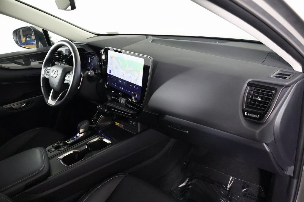 Certified 2026 Lexus NX 350 AWD w/ Accessory Package (2T) image 9