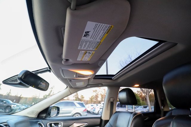 Used 2019 INFINITI QX60 Luxe w/ Essential Package image 28