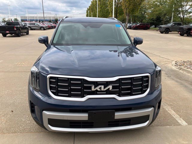 Used 2024 Kia Telluride S w/ S Sunroof Package AWD/4WD image 2
