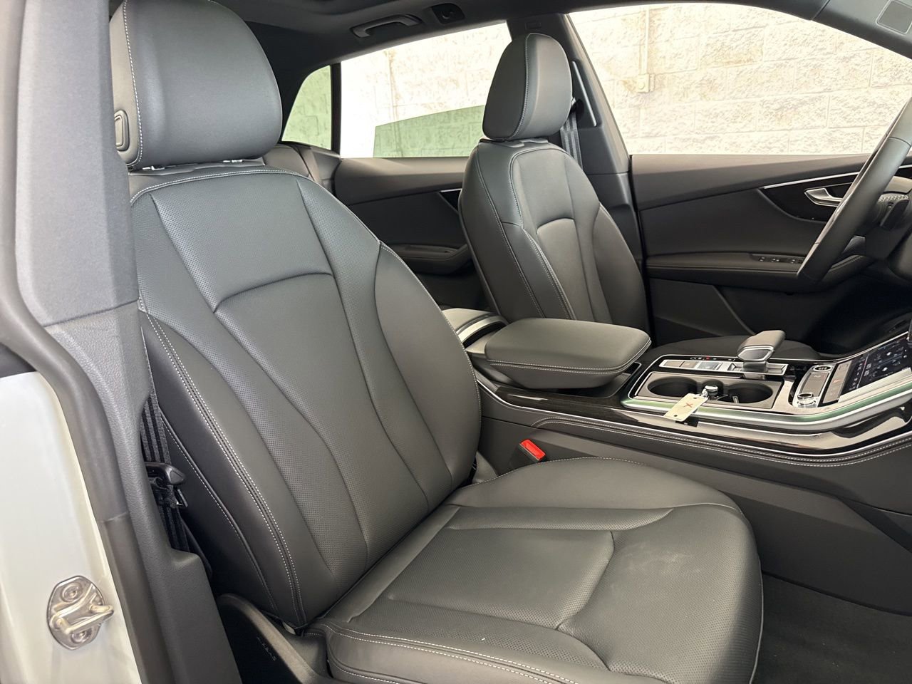 New 2025 Audi Q8 Premium Plus image 55