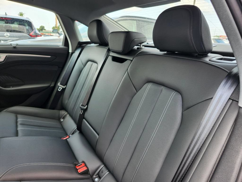 New 2026 Audi A6 Premium Plus AWD/4WD image 13